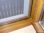 Okenní sítě proti hmyzu - různé barvy