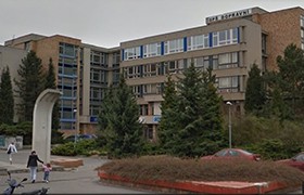 Okna pro úřady, školy i bytové domy