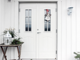 Inspirace pro vánoční výzdobu oken a dveří